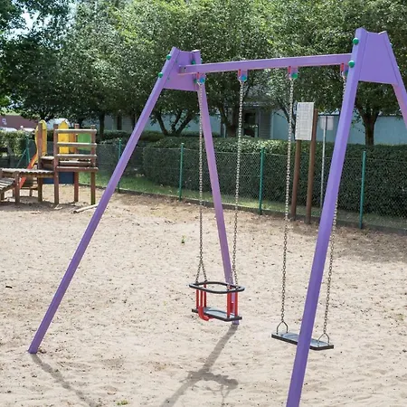 Ujasia * Σλούπσκ